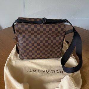Louis Vuitton Damier Ebene Navigilo Messenger Bag